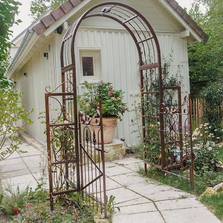 Bed and Breakfast Nouveau Au Coeur De L'Isle Adam - Le Clos De L'Isle Exteriér fotografie